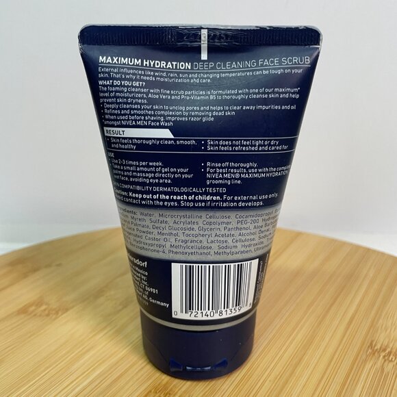 NIVEA MEN Maximum Hydration Deep Cleaning Face Scrub 4.4 oz Aloe Vera Exfoliate - Picture 3 of 5